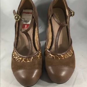 Fossil Jacklyn T-Strap High Heel Pump Shoes